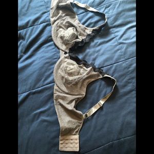 Torrid bra lace with u see wire size 40DD